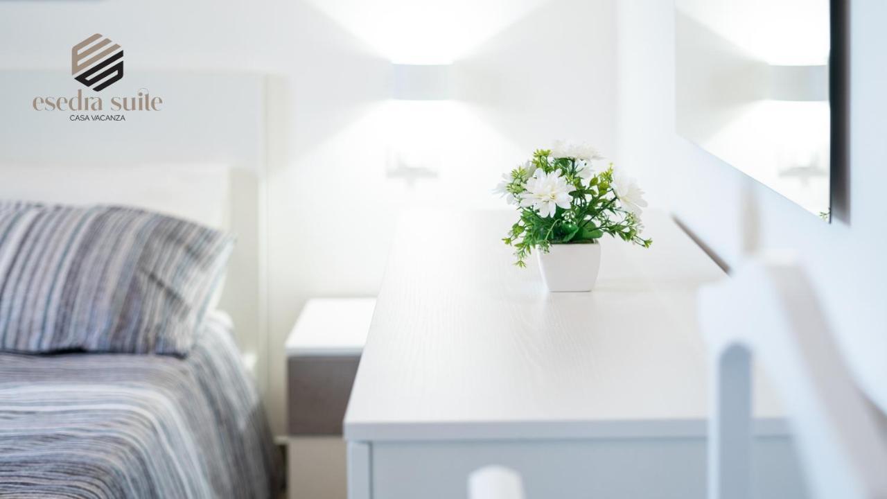 Esedra Suite อาโวลา ภายนอก รูปภาพ